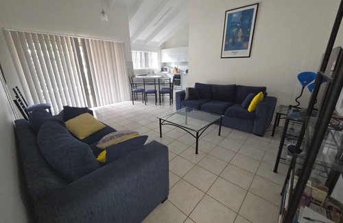 Scotts Head Villa | Sunrise Villa 1