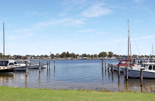 Raymond Island House | Sunset House