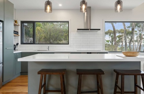 Mount Victoria House | Sunset Retreat in Mount Victoria