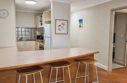 Scarborough Apartment | Sunset Shores Scarborough