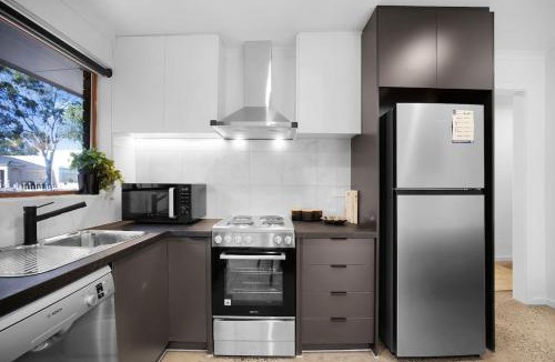 Sunshine North House | Sunshine Family Sophistication