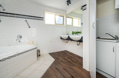 Cowes Villa | Sunshine Retreat Villa 3
