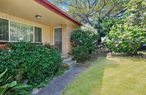 Kiama House | Surf Beach Views - quiet position, close to beach