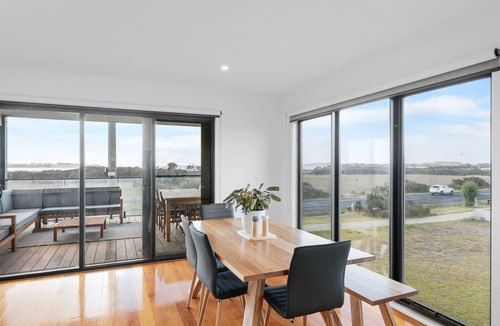 Surf Beach House | Surf Mist at Surf Beach