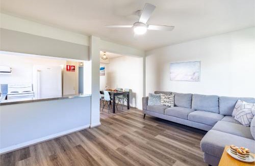Fingal Bay Apartment | Surfair 2 24 Marine Dr 240 metres to the water Wi Fi