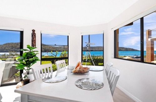 Ettalong Beach Apartment | SURFSIDE ETTALONG BEACH BEACHFRONT