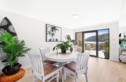Ettalong Beach Apartment | SURFSIDE ETTALONG BEACH BEACHFRONT