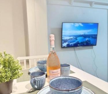 Darlinghurst Apartment | Surry Hills Charm Foodie Spot by Oxford St