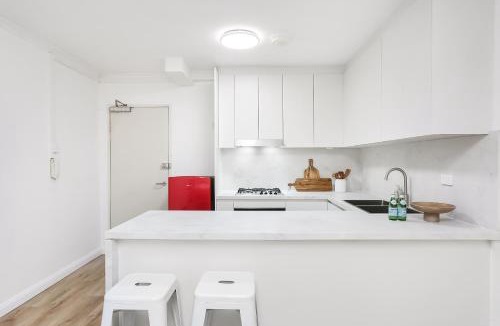 Surry Hills Apartment | Surry Hills l 1 Bedroom Apartment With Parking