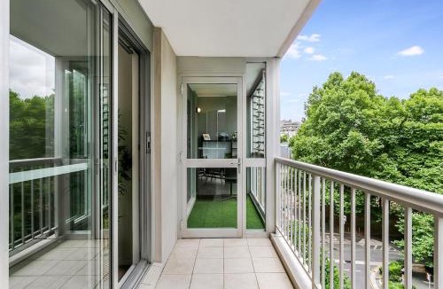 Surry Hills Apartment | Surry Hills secret - Convenient relaxed living SHL28