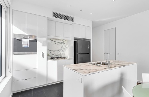 Adelaide Central Business District Apartment | Swainson on Hindmarsh