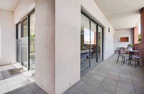 Adelaide Central Business District Apartment | Swainson on Union