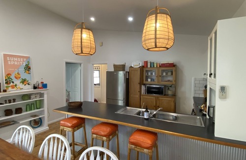 Shoal Bay Cottage | Swimmers Rest-Classic retro beach house at Shoal Bay, NSW