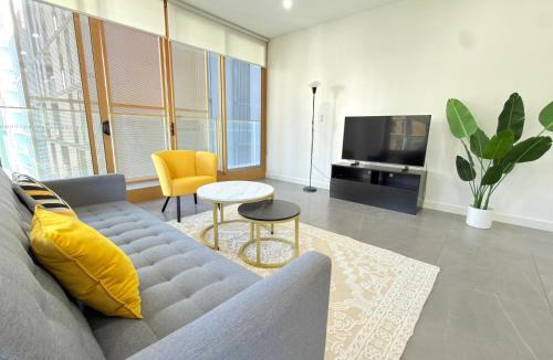 Lidcombe Apartment | Sydney Olympic park Condo Swimming pool, Parking