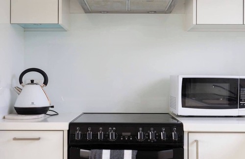 Opossum Bay House | Syrrah Serenity Beachfront Bliss at Opossum Bay