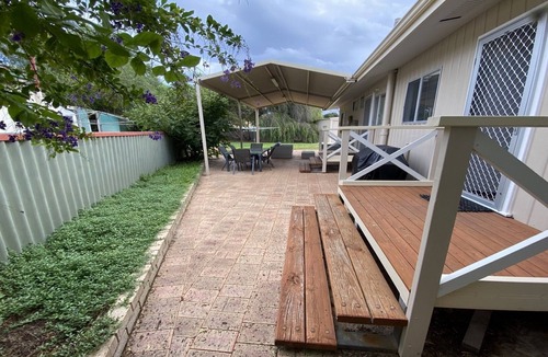Jurien Bay House | Take a break from the hustle and bustle and relax at Frangipani Cottage.