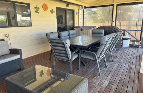 Moonta Bay House | Take The Bait Westside