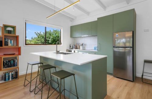 Apollo Bay House | TANES COTTAGE - quiet escape in Apollo Bay