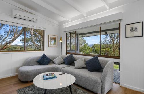 Apollo Bay House | TANES COTTAGE - quiet escape in Apollo Bay
