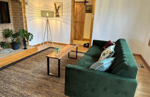 Penguin House | Tarkine Retreat