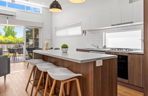Bright House | Tasman Holiday Parks - South Bright