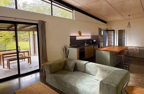 South Kempsey House | Teague Retreat, Whole house