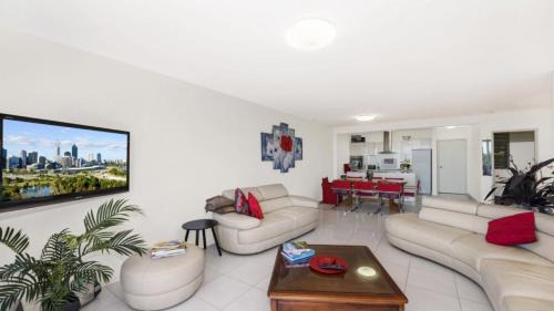 Avoca Beach House | Terrace 5 - Fabulous Location