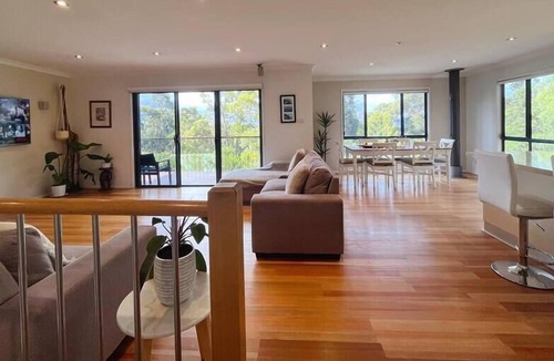Lower Snug House | The A charming Snug House at Lower Snug