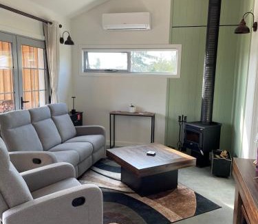 George Town Council Apartment | The Apple Shed