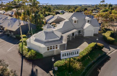 Wollongbar Hotel | The Arabella Motel