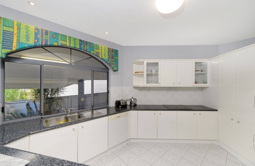 Port Macquarie House | The Atrium - Large Spacious Architect Designed Home