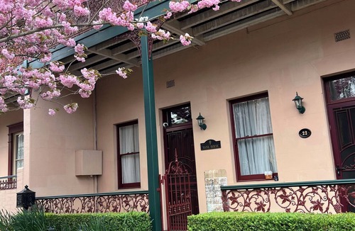 Mount Victoria House | The Bank House