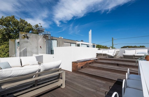 Saint Kilda South Apartment | The Barkly Scene with Rooftop Retreat