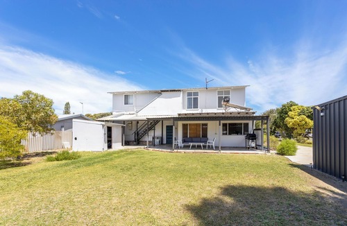 Lancelin Apartment | The Beach Haven