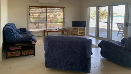 Lake Wangary House | The Beach House - Spectacular Location - Privacy - Right On The Beach