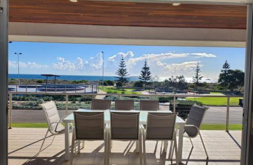 Jurien Bay Villa | The Beach House, Unit 68 Seafront Estate