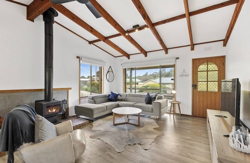 Anglesea House | The Beach Hut