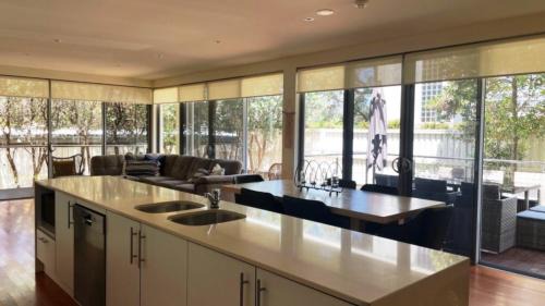 Hawks Nest House | The Best By The Beach On Bennett - Wifi