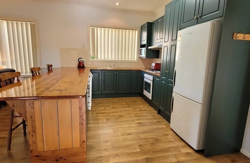 Cootamundra House | 'The Butcher's Block' - a home away from home
