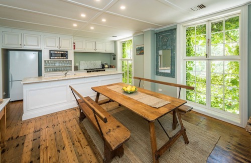 East Bowral House | The Carriage House - 3 night discount for Easter 2026