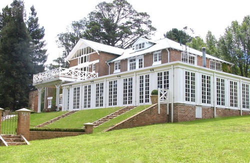 East Bowral House | The Carriage House - 3 night discount for Easter 2026