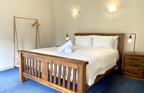 Thornton House | The Church
