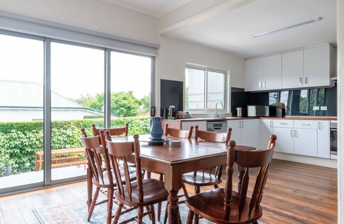 Launceston CBD House | The City Nook | Parking & Wifi
