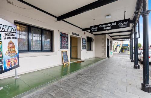 Mount Gambier Hotel | The Commercial Hotel