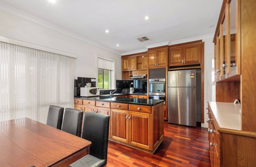 Mount Gambier Hotel | The Commodore