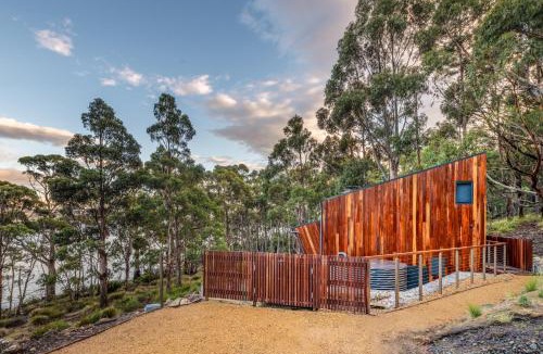 Adventure Bay Cabin | The Cottage at East Cove - Adults Only Luxury Coastal Retreat, Bruny Island