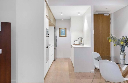 Mosman Apartment | The Courtyard Retreat