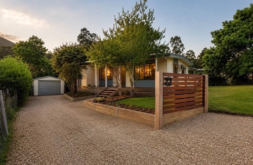 Macs Cove House | The Cove – Cosy High Country Escape Near Lake Eildon