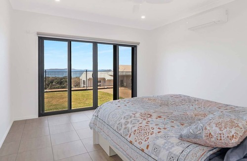 Emu Park House | The Crown Jewel