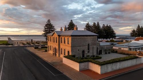 Port Macdonnell Apartment | The Customs House Port MacDonnell